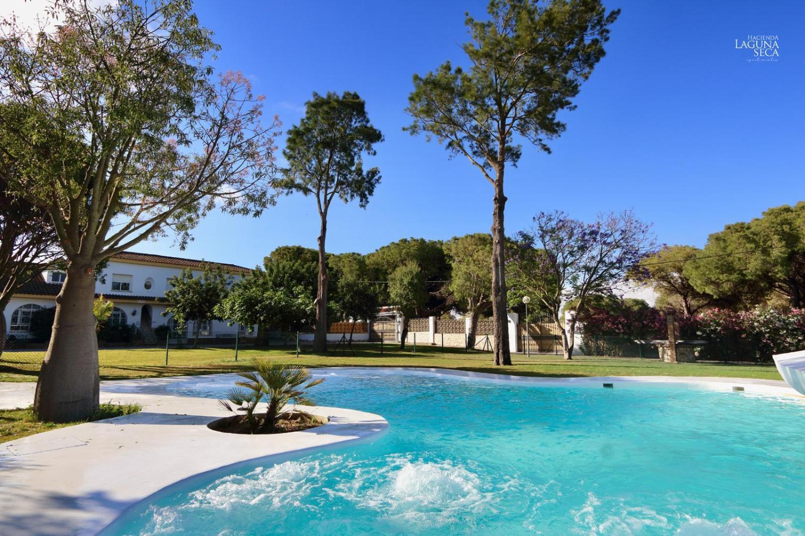 Hacienda Laguna Seca - Apart. Lavanda Chiclana de la Frontera Exterior foto